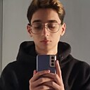 Слава, 18 лет