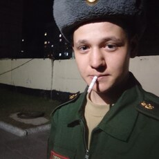 Дмитрий, 19 из г. Хабаровск.