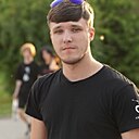Роман, 22 года