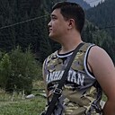 Adil, 24 года
