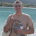 Илья, 24 года