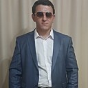 Миша, 19 лет