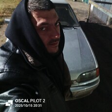 Фотография мужчины Валерий, 34 года из г. Черногорск