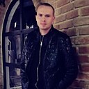Денис, 33 года