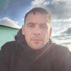 Фотография мужчины Влад, 32 года из г. Агрыз