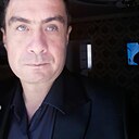 Манучехр, 39 лет