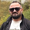 Rufo, 42 года