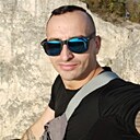 Максим, 33 года