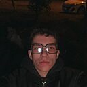 Артем, 18 лет