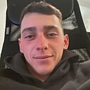 Артем, 24 года