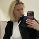 Lil, 24 года