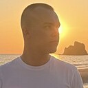 Vvvv, 23 года