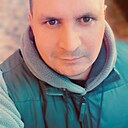 Денис, 33 года