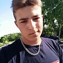 Серёжа Сергеевич, 19 лет