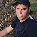 Лев, 40 лет