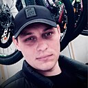 Рома, 33 года