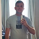 Илья, 32 года