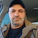 Иса, 42 года