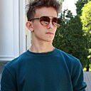 Роман, 18 лет