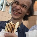 Максим, 21 год