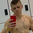 Денис, 24 года