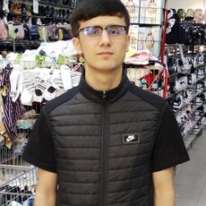 Фотография мужчины Тоха, 21 год из г. Екатеринбург