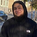 Лео, 22 года