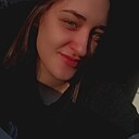 Victoria, 24 года