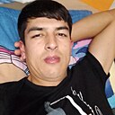Фаррухбек, 42 года