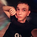 Роман, 20 лет