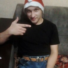 Фотография мужчины Илья, 21 год из г. Лунинец