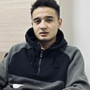 Алдияр, 20 лет