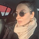 Polly, 33 года