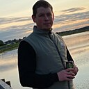 Максим, 24 года
