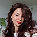 Oli, 24 года