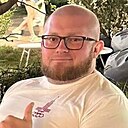 Лев, 35 лет