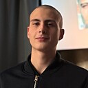Роман, 22 года