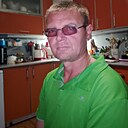 Леонид, 44 года