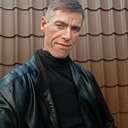 Роман Якушев, 37 лет