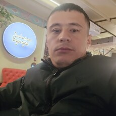 Фотография мужчины Рустам, 32 года из г. Екатеринбург