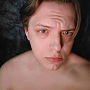 Максим, 22 года