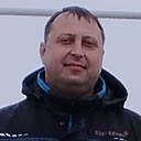 Лев, 41 год