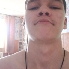 Фотография мужчины Артём, 18 лет из г. Тында