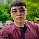 Умиджон, 22 года