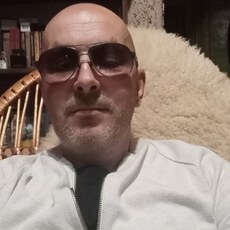 Фотография мужчины Кину Ривз, 44 года из г. Песочин