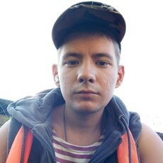 Фотография мужчины Максим, 21 год из г. Зыряновск