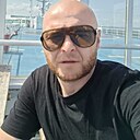 Брюс, 46 лет