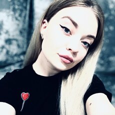 Фотография девушки Ксения, 20 лет из г. Гуково