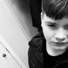 Фотография мужчины Виктрр, 18 лет из г. Новосибирск