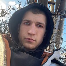 Фотография мужчины Антон, 21 год из г. Нерюнгри